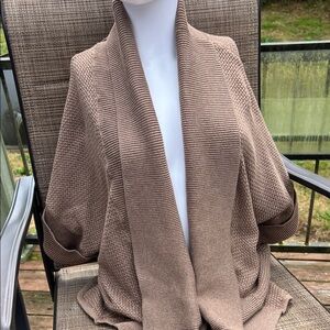 Liz Claiborne Brown Open-Front Sweater. Size M.